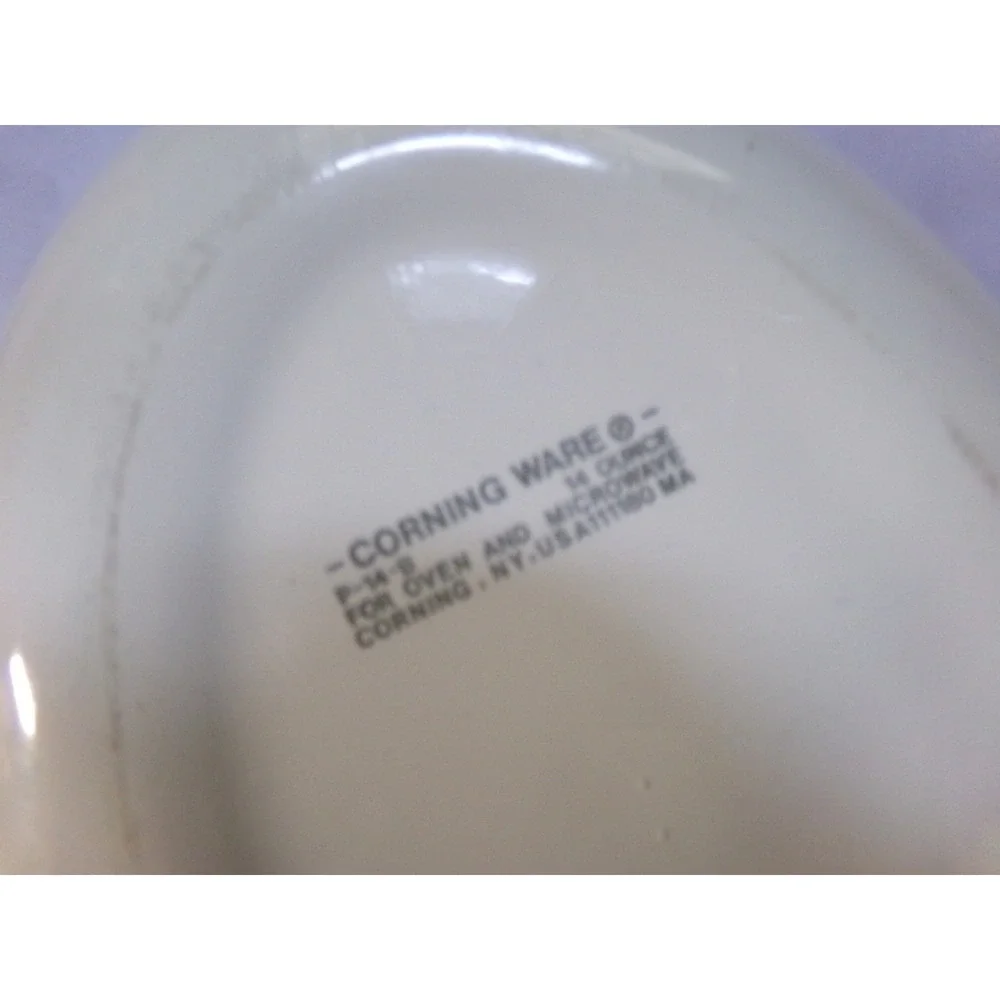 Corning Ware P-14-B White Oval Casserole Dish with Glass Lid 14 Oz Vintage